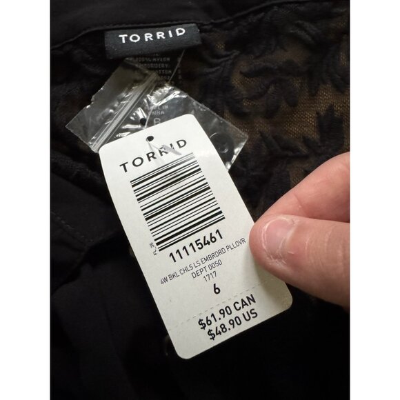Torrid Top Women 6 Black Pullover Floral Lace Clip Chiffon Flowy Lightweight NWT - Picture 13 of 15
